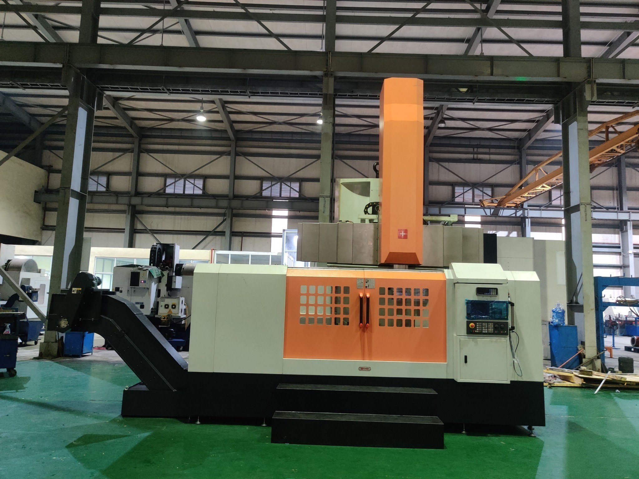 LẮP ĐẶT, CHẠY THỬ, BÀN GIAO MÁY TIỆN ĐỨNG CNC D1.6m