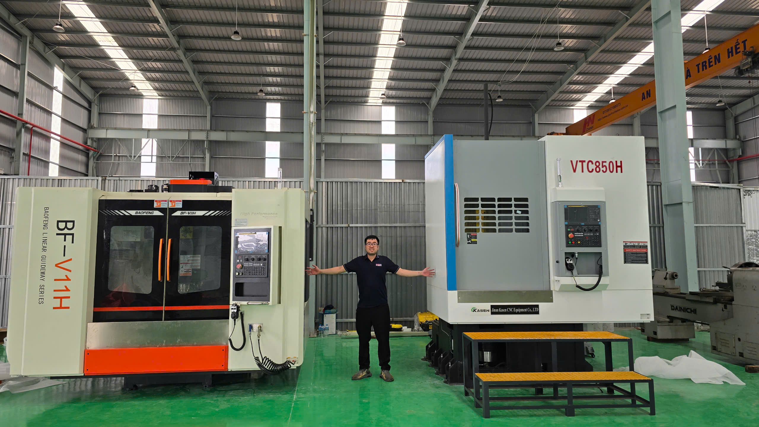 CNC vertical lathe and CNC vertical milling machine